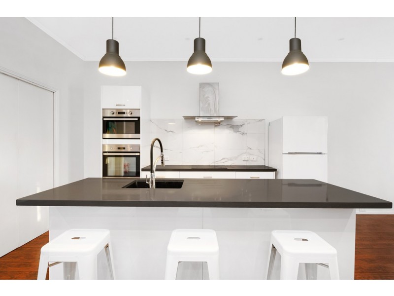 169 Scarborough Road, Redcliffe QLD 4020