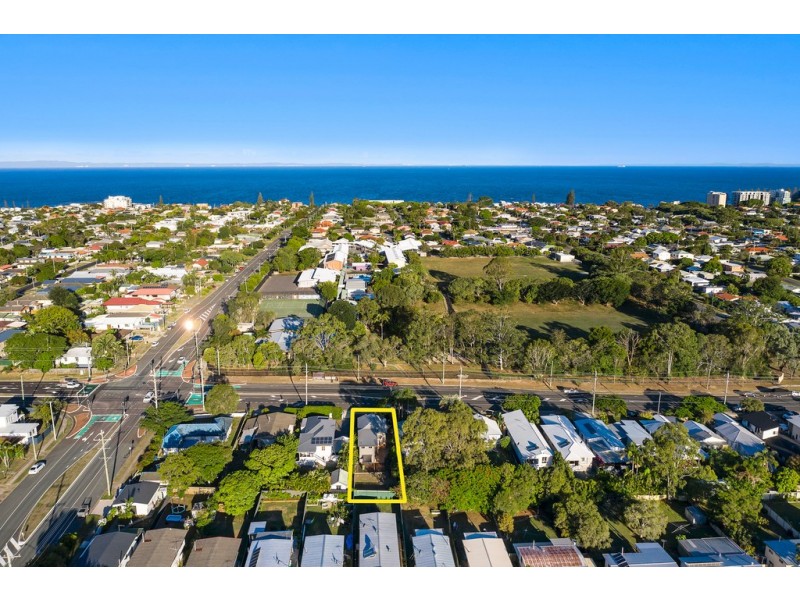 169 Scarborough Road, Redcliffe QLD 4020