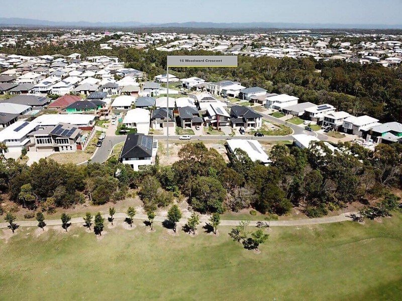 16 Woodward Crescent, North Lakes QLD 4509