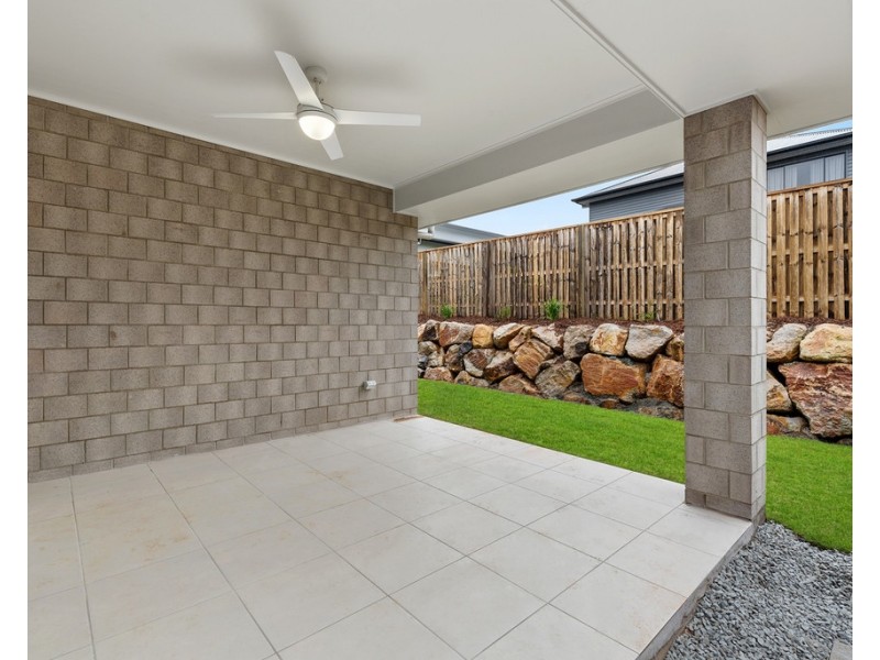 52 Attenborough Circuit, North Lakes QLD 4509