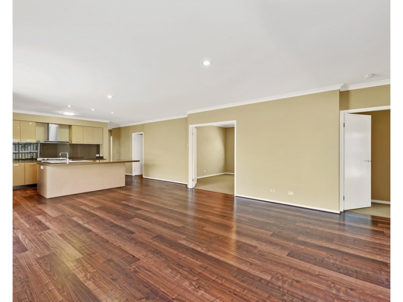 34 Livingstone Court, North Lakes QLD 4509