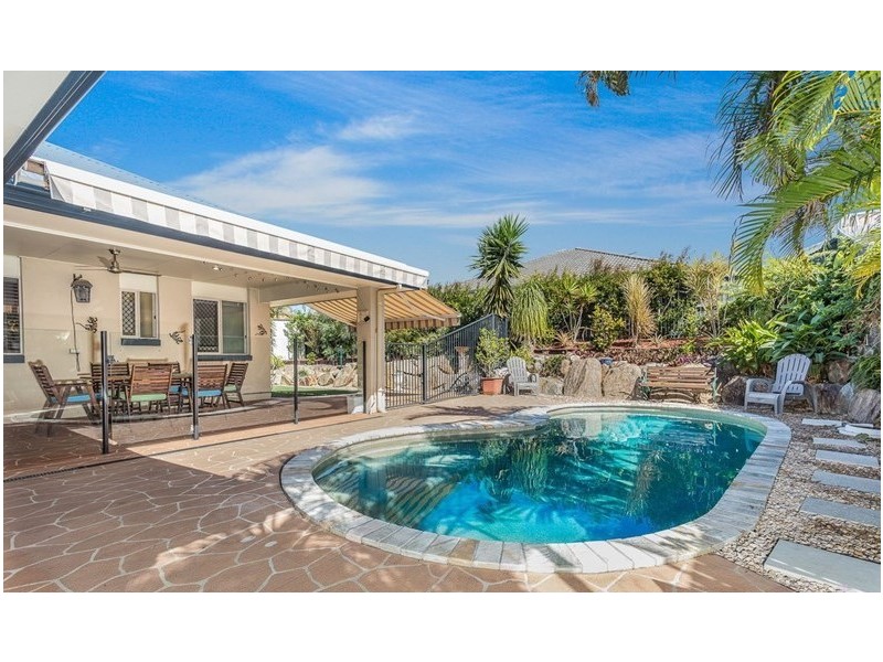 5 Dotterel Crescent, North Lakes QLD 4509