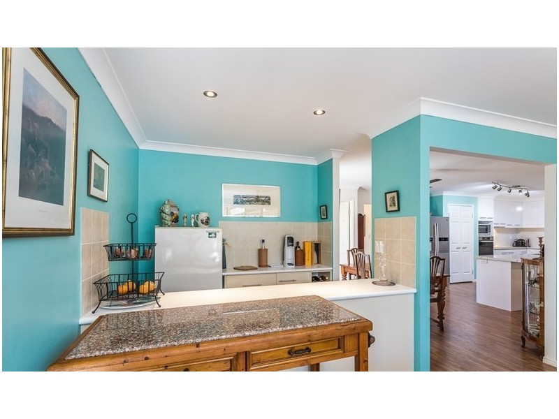 5 Dotterel Crescent, North Lakes QLD 4509