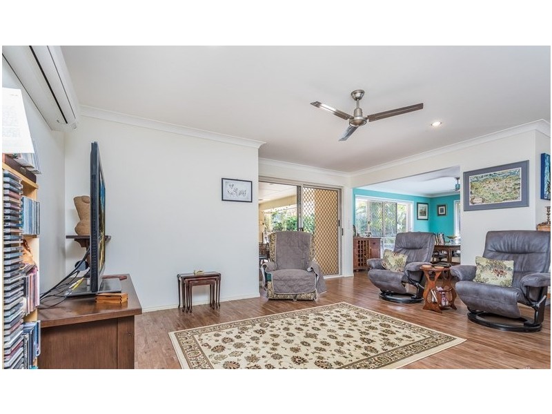 5 Dotterel Crescent, North Lakes QLD 4509
