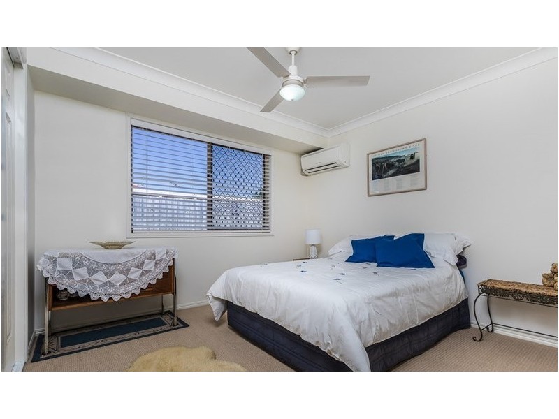 5 Dotterel Crescent, North Lakes QLD 4509