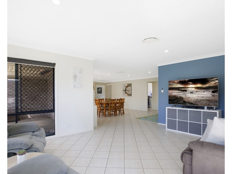 10 Paluma Court, North Lakes QLD 4509