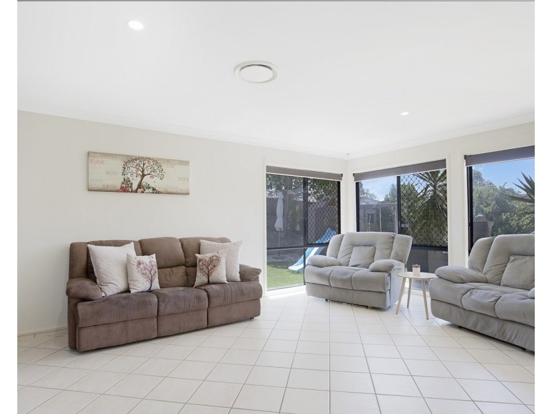 10 Paluma Court, North Lakes QLD 4509