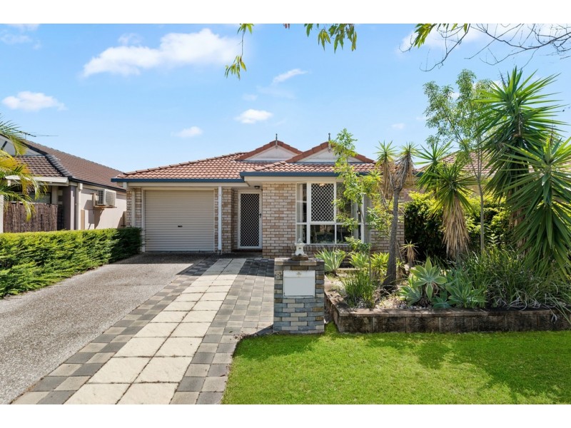 8 Page Street, North Lakes QLD 4509