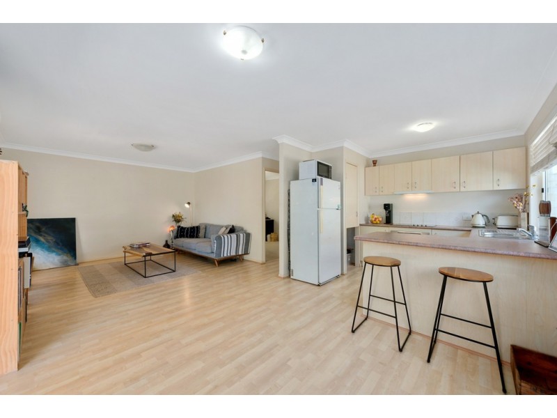 8 Page Street, North Lakes QLD 4509