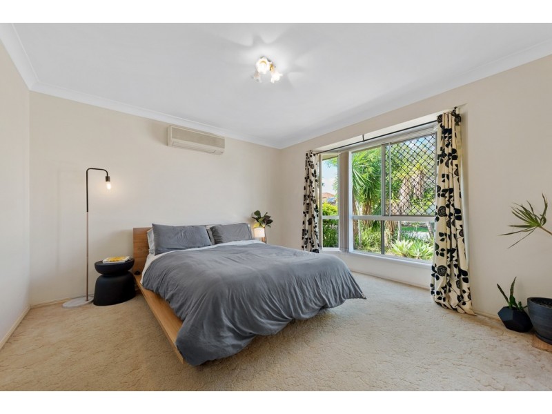 8 Page Street, North Lakes QLD 4509