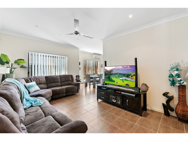 10 Eaton Close, North Lakes QLD 4509