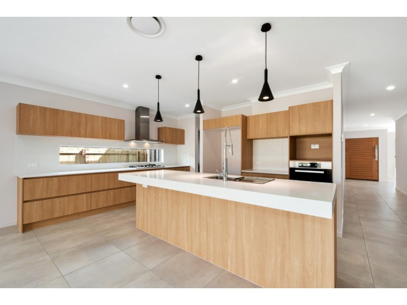 160 Campbell Drive, Mango Hill QLD 4509