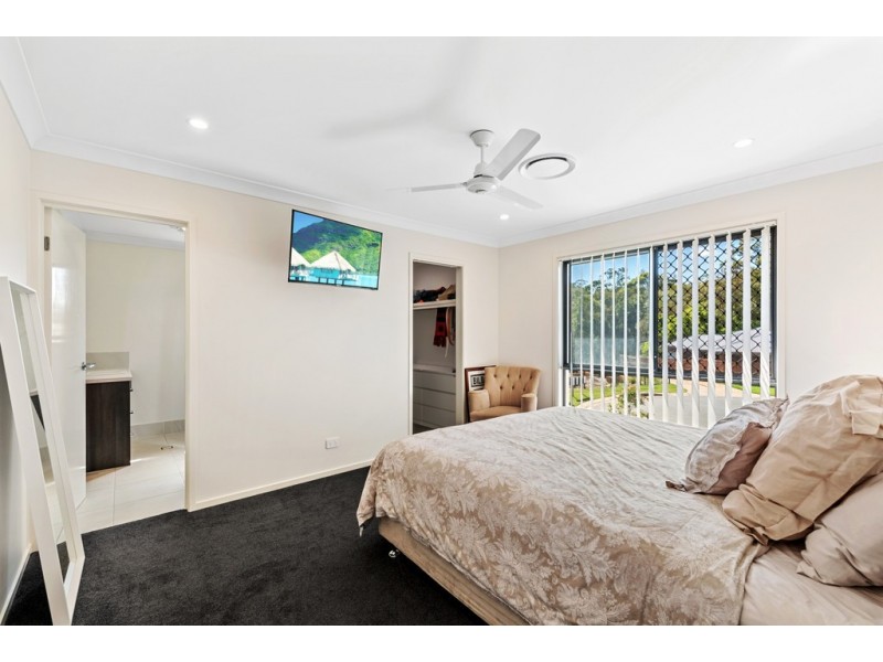 39 Kate Court, Murrumba Downs QLD 4503