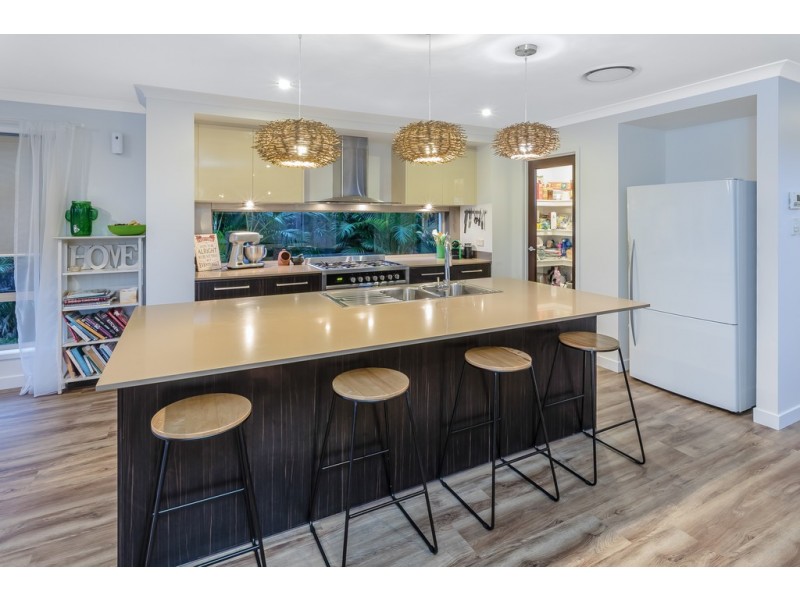 19 Troon Street, North Lakes QLD 4509