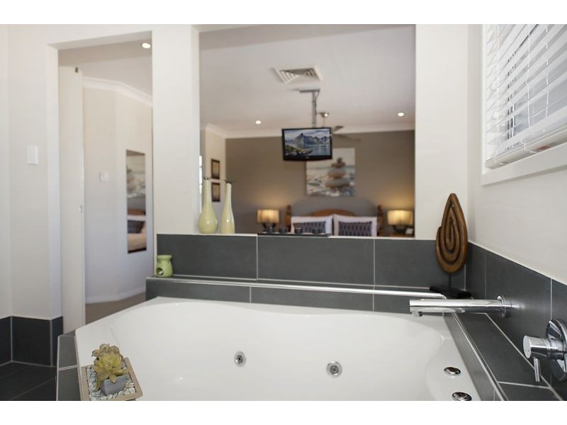 17 Backhousia Court, North Lakes QLD 4509