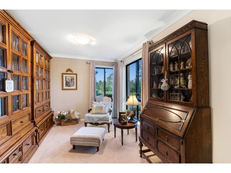 1 Dotterel Crescent, North Lakes QLD 4509