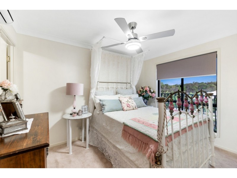 1 Dotterel Crescent, North Lakes QLD 4509