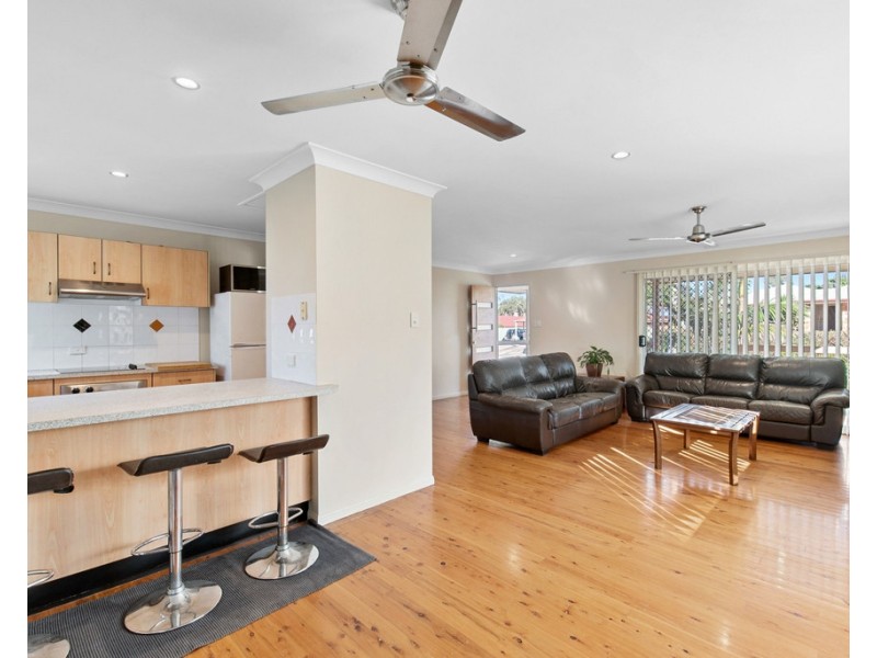 7 Hillcrest Court, Kurwongbah QLD 4503