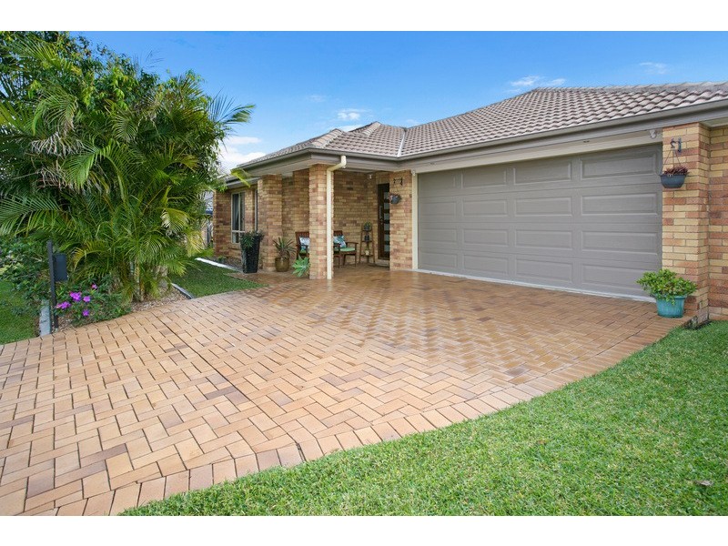 26 Langham Crescent, North Lakes QLD 4509