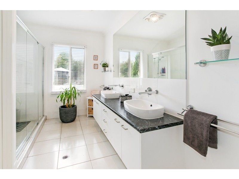 26 Langham Crescent, North Lakes QLD 4509