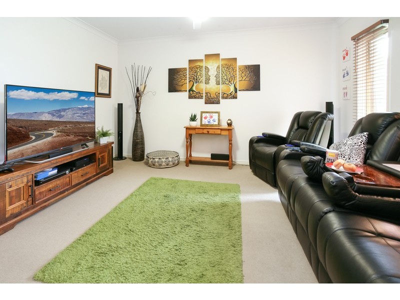 26 Langham Crescent, North Lakes QLD 4509