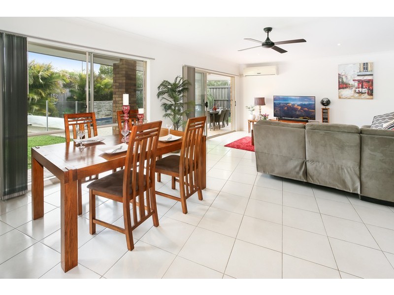 26 Langham Crescent, North Lakes QLD 4509