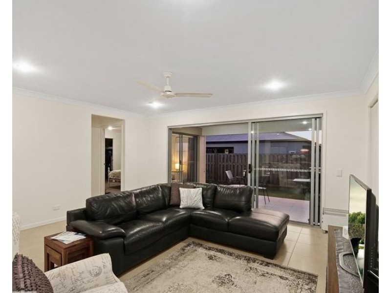 6 Stillwater Street, Mango Hill QLD 4509