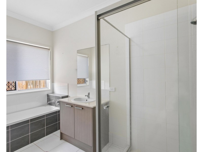 9 Player Street, North Lakes QLD 4509