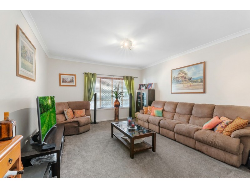 27 Kurrajong Circuit, North Lakes QLD 4509