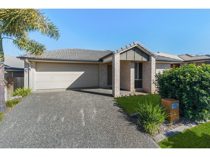 5 Sorrento Street, North Lakes QLD 4509