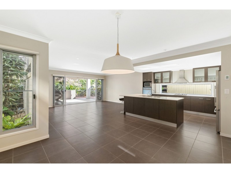 70 Elkington Circuit, North Lakes QLD 4509