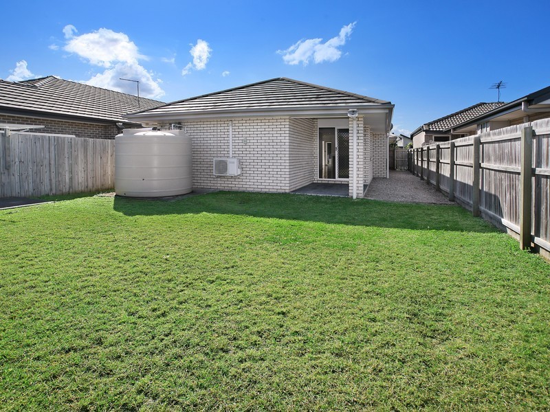 50 Denham Crescent, North Lakes QLD 4509