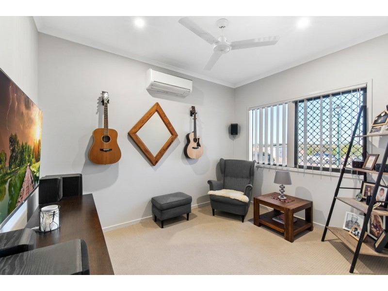 22 Shepherdson Street, Dakabin QLD 4503