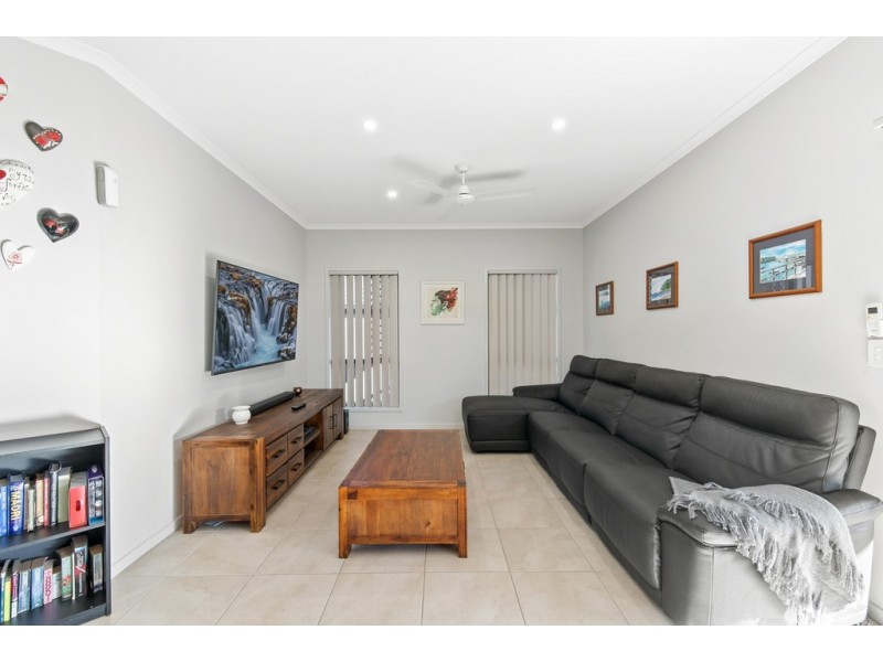 22 Shepherdson Street, Dakabin QLD 4503