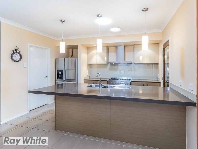 27 Lytham Circuit, North Lakes QLD 4509