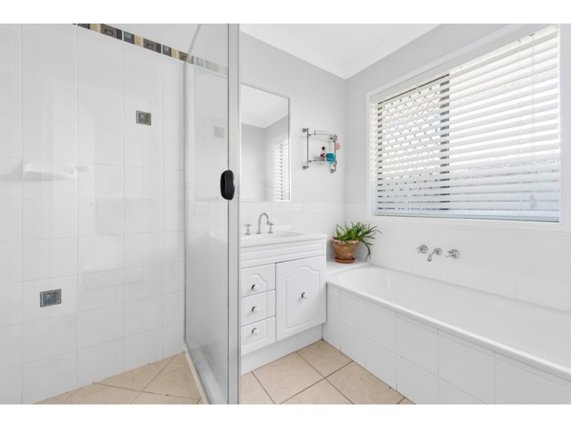 41 Heathcote Avenue, North Lakes QLD 4509