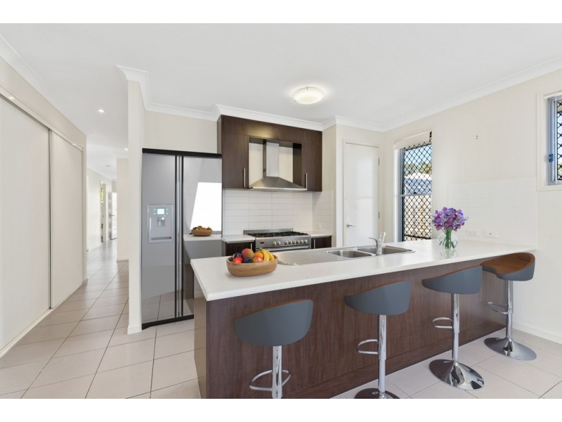 29 Carmody Parade, North Lakes QLD 4509