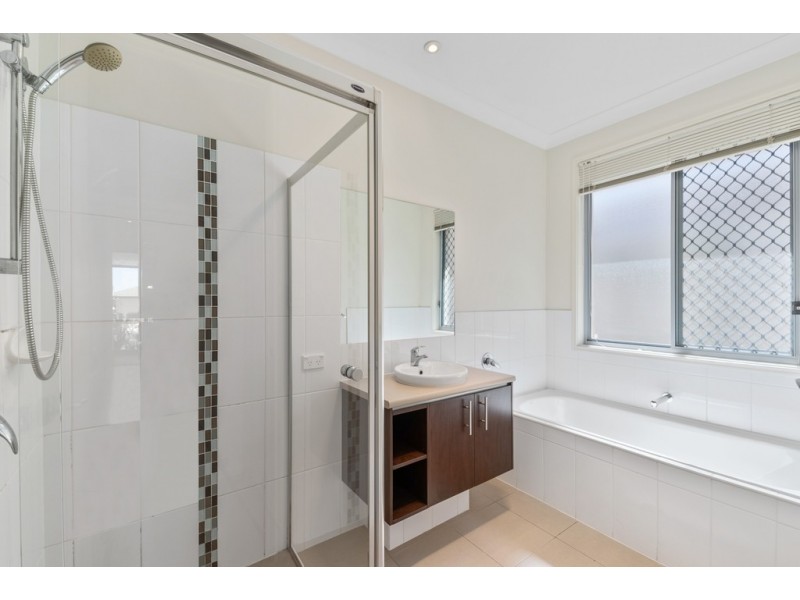 29 Carmody Parade, North Lakes QLD 4509