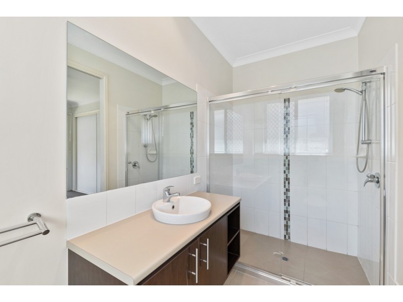 29 Carmody Parade, North Lakes QLD 4509