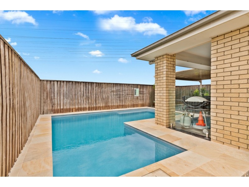 2 Basil Street, Griffin QLD 4503