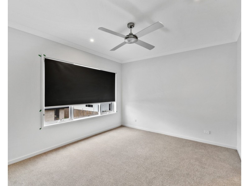 6 Buccaneer Street, Newport QLD 4020