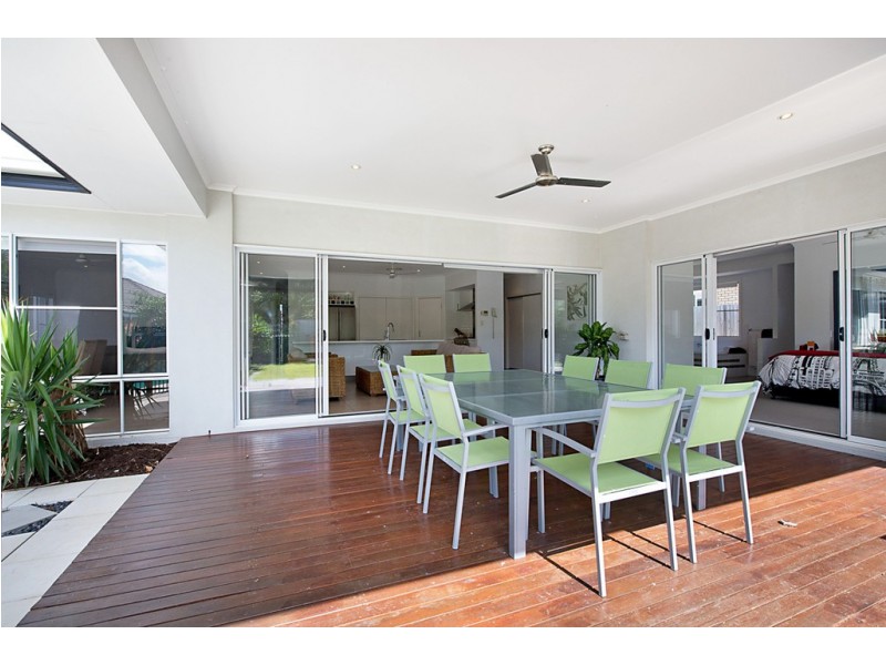 21 Foambark Street, North Lakes QLD 4509