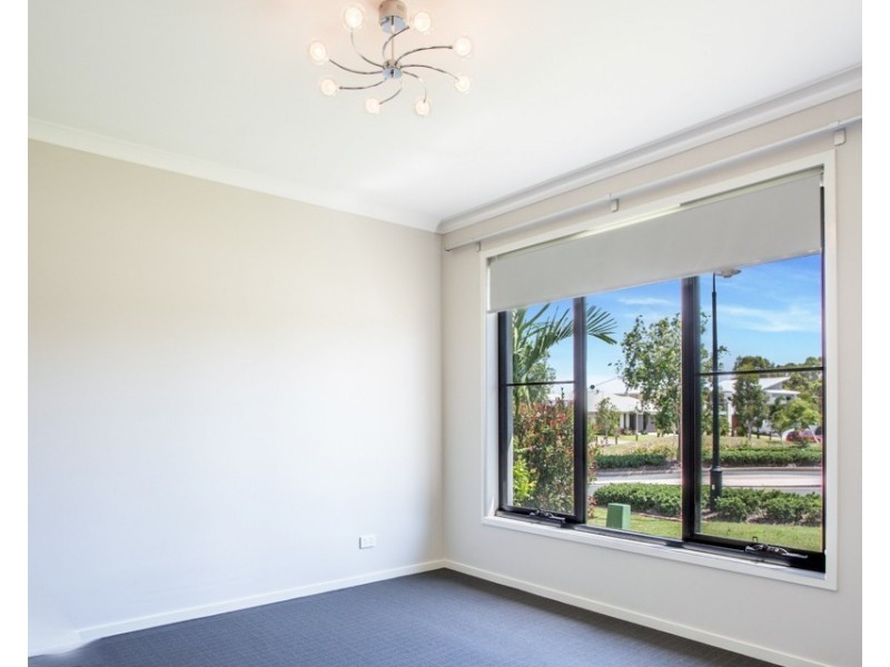 115 Cowen Terrace, North Lakes QLD 4509