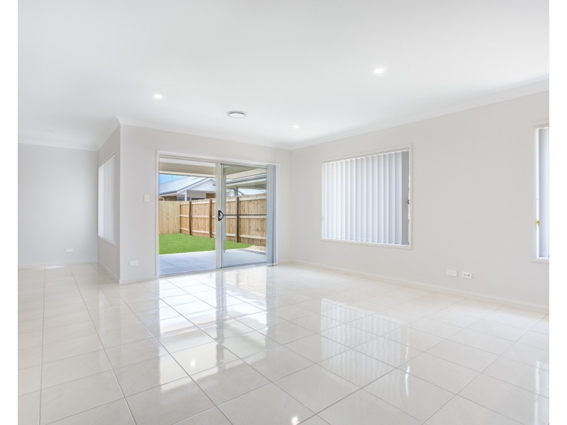 12 Harris Street, Mango Hill QLD 4509