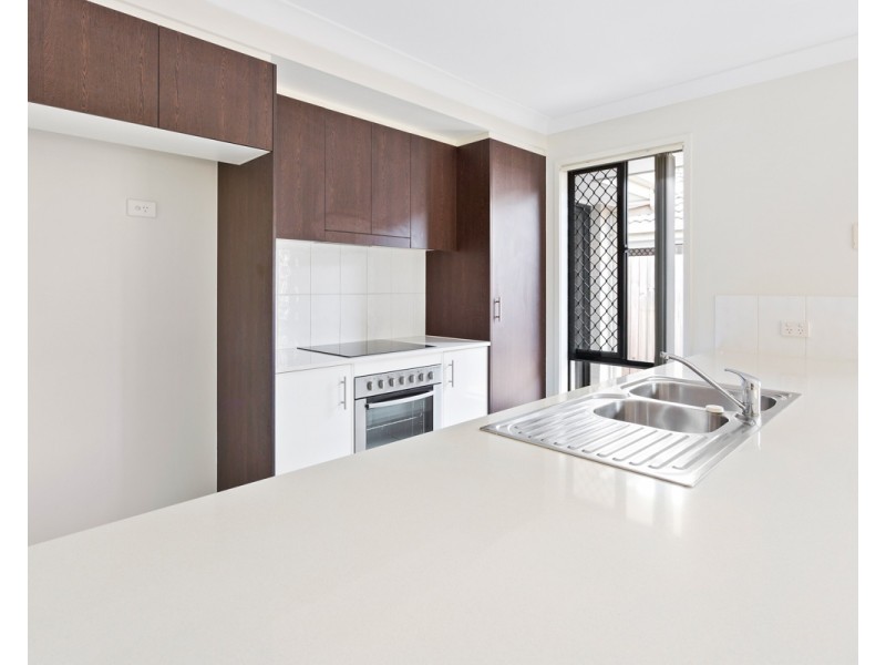 13 Wallis Circuit, North Lakes QLD 4509