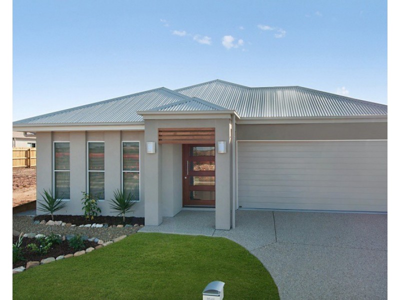 140 Nicklaus Parade, North Lakes QLD 4509