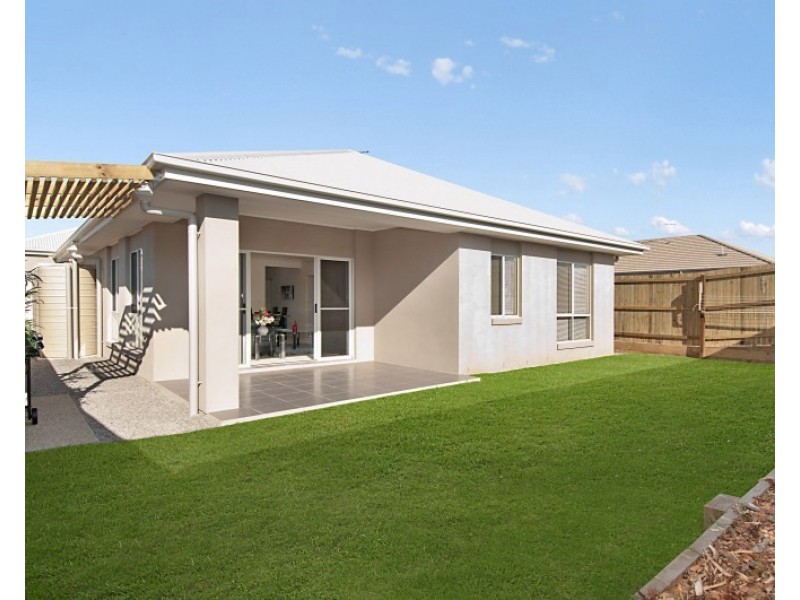 140 Nicklaus Parade, North Lakes QLD 4509