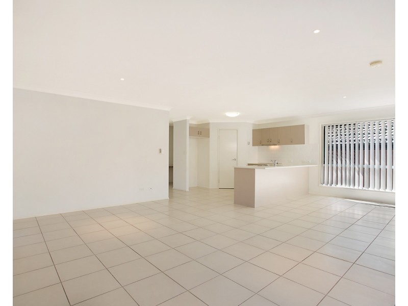 22 Shimao Crescent, North Lakes QLD 4509