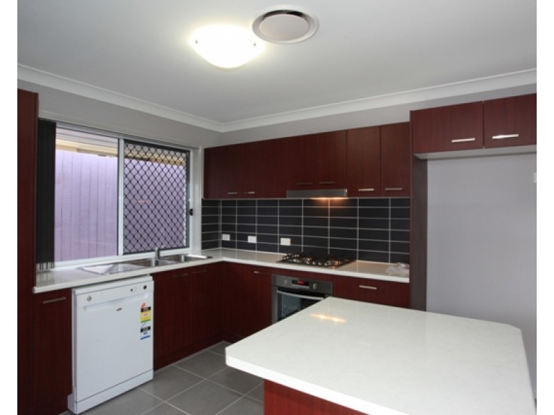 3 Kingston Court, North Lakes QLD 4509