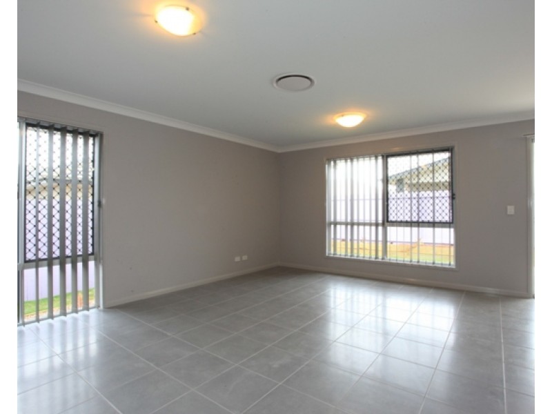 3 Kingston Court, North Lakes QLD 4509